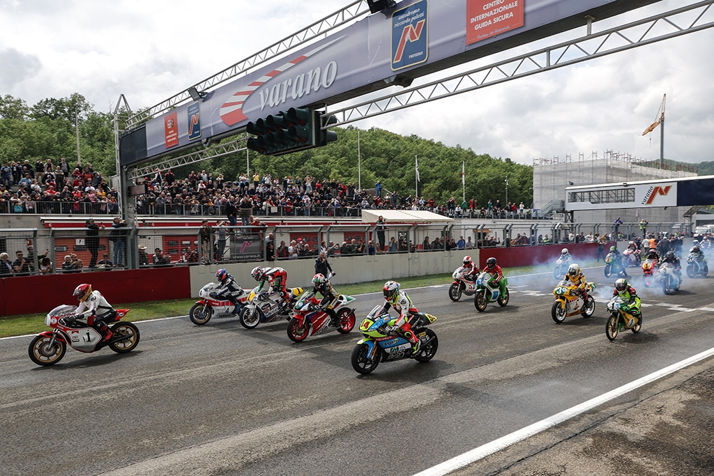 Asi Moto Show, la storia del motociclismo mondiale in vetrina sul circuito di Varano de’ Melegari