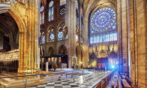 Notre-Dame: la cattedrale parigina riapre domani con le personalità ospiti di Macron