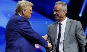 Sanità USA, oltre 75 Nobel firmano per contestare la nomina di Robert Kennedy Jr.: “È inadeguato”