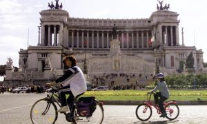 Roma: da domani 10 novembre il ritorno delle domeniche ecologiche. Stop ai veicoli nella fascia verde