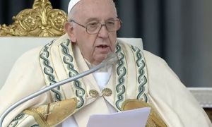 Città del Vaticano: “La speranza del mondo è nella fraternità”. Così Papa Francesco all’omelia dei Vespri Solenni