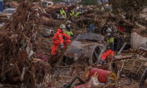 Emergenza Valencia: voli dirottati e treni sospesi. Nessun corpo trovato nel garage sotterraneo