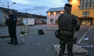 Francia: arrestato a Mulhouse il pregiudicato algerino che ha ucciso un uomo è ferite cinque persone al grido di ‘Allah Akbar’