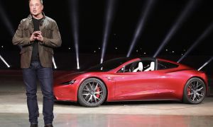 Tesla: il super stipendio da 56 mld di Elon Musk  al vaglio del giudice che lo aveva già bocciato