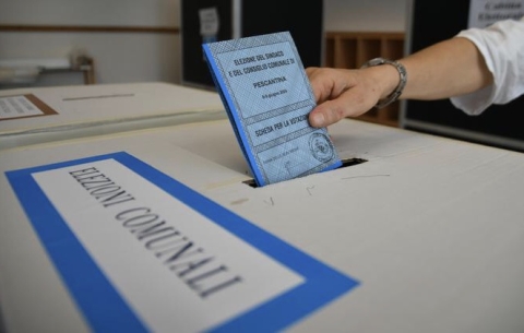 Elezioni amministrative: oggi ritorno al voto per il ballottaggio in 101 Comuni  (14 capoluoghi)