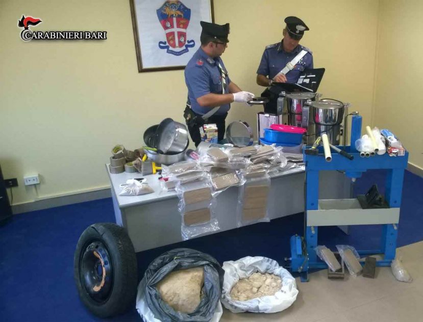 Corato: un laboratorio della droga scoperto dai carabinieri. Sequestrati 20 chili di eroina