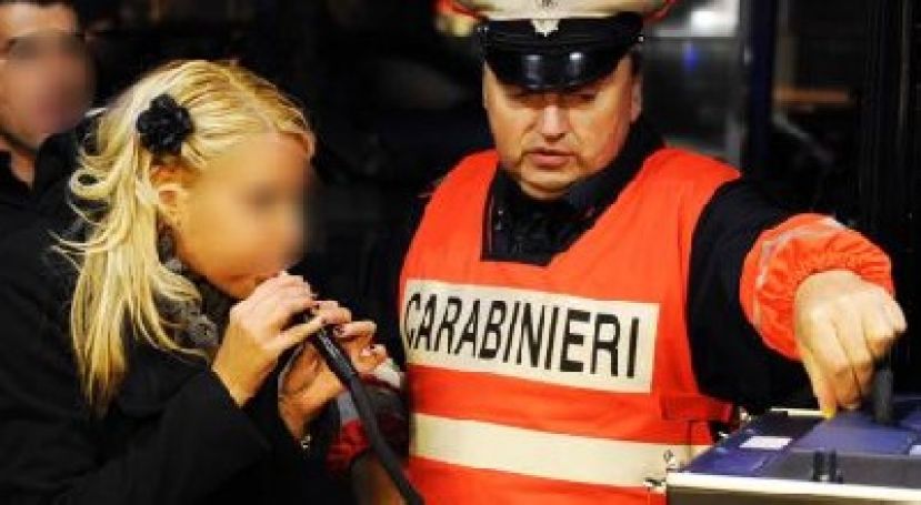 Bari, guida in stato di ebbrezza. Controlli e denunce dei carabinieri