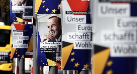 Germania: accoltellato un candidato di AfD ma non è grave. Arrestato l’aggressore