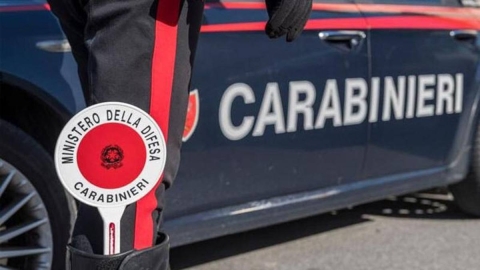 Pordenone: 21enne muore carbonizzato nella sua auto dopo essere uscito fuori strada. Si ipotizza la forte velocità