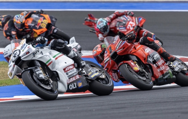 Moto Gp Emilia Romagna: per Pecco Bagnaia (Ducati) partenza in pole. Lo dividono 4 punti da Martin