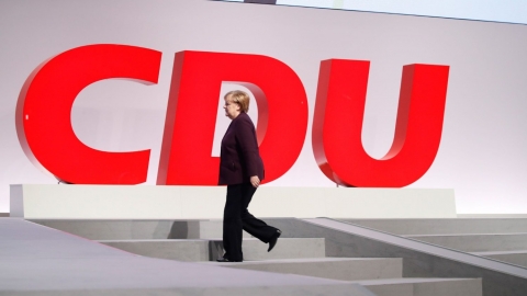 Germania: si apre il congresso della Cdu per disegnare il futuro dopo Merkel