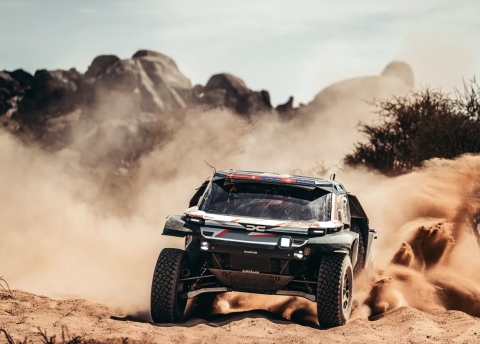 Rally Dakar: la Dacia Sundrider alimentata a biocarburante balza seconda in classifica generale