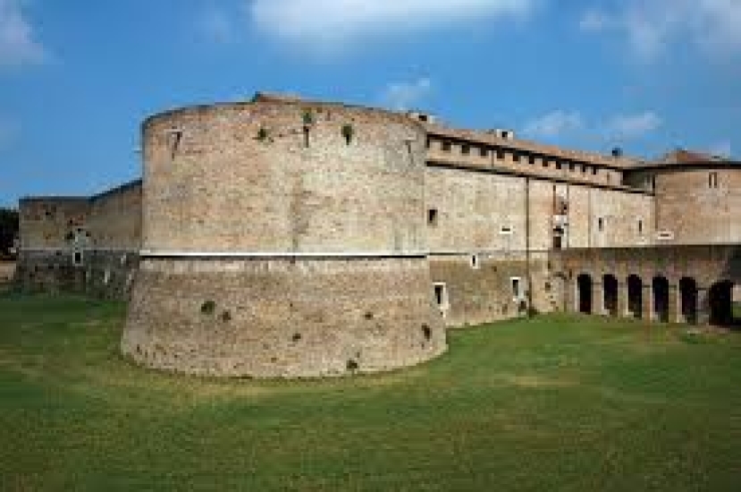 Pesaro: riapre dopo il restauro la quattrocentesca Rocca Costanza. Domani il tour con Biancani e Vimini