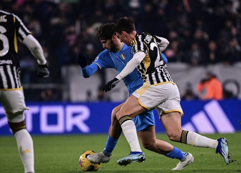 Serie A: Juve In Testa Alla Classifica. Battuto (1-0) Il Napoli Di ...