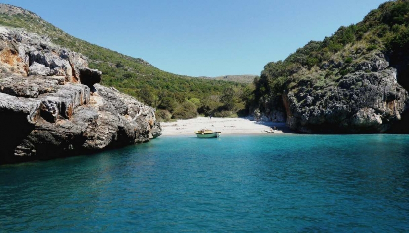 Cala Bianca, Marina di Camerota