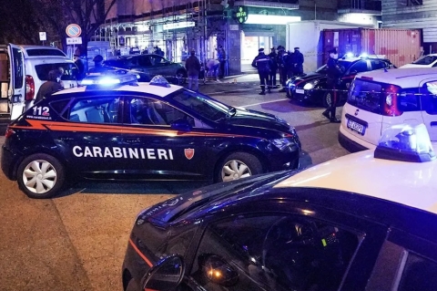 Napoli: ragazzo di 15 anni ucciso a Corso Umberto con un colpo di pistola. Anche un 14enne ferito