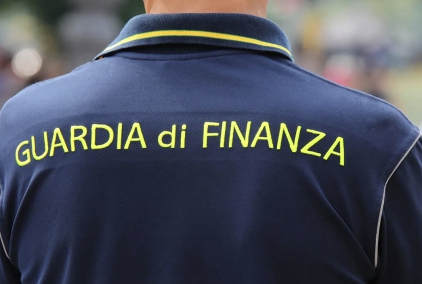 Napoli: sequestri preventivi della GdF ad 800 società per truffe sui crediti d’imposta recuperabili