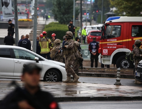 Ankara: è di 4 vittime e 14 feriti il bilancio dell’attacco alla sede della Difesa di Tusas