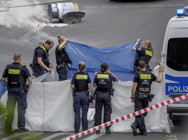 Monaco: auto su una manifestazione dei Verdi mentre la città si prepara alla Conferenza internazionale sulla sicurezza