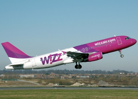 WizzAir procede con i rimborsi del 120% per i voli cancellati dal crash informatico di Microsoft