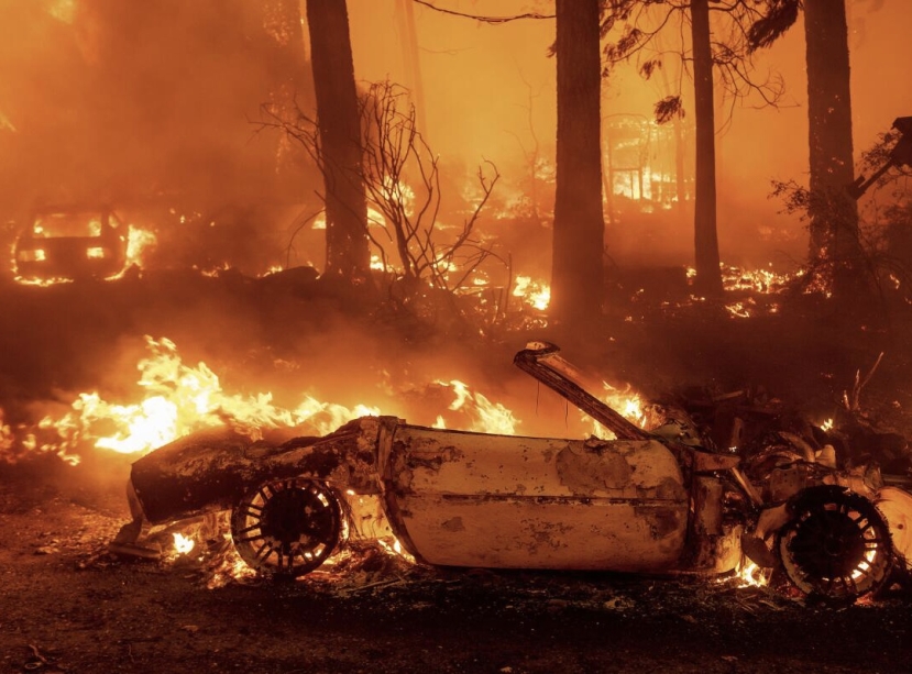 California: ancora in fiamme. Distrutti 141mila ettari di bosco. L’incendio più devastante dell’area