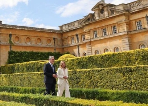 Incontro a Villa Doria Pamphilj tra Meloni e il premier inglese Starmer sull'immigrazione