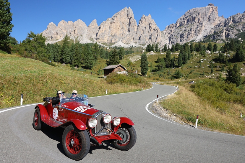 39ª Rievocazione storica della “Stella Alpina” tra i tornanti dolomitici. 70 vetture classiche e storiche alla gara Asi