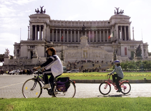 Roma: da domani 10 novembre il ritorno delle domeniche ecologiche. Stop ai veicoli nella fascia verde