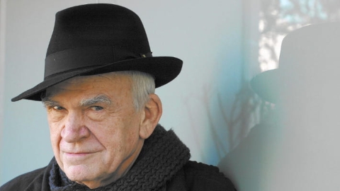 Addio a Milan Kundera (94), uno dei grandi della letteratura mondiale. ‘L’insostenibile leggerezza dell’essere’ resta uno dei best seller più letti