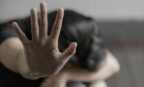 Rimini: 16enne violentata, la Procura apre un’indagine per violenza ed è caccia agli stupratori