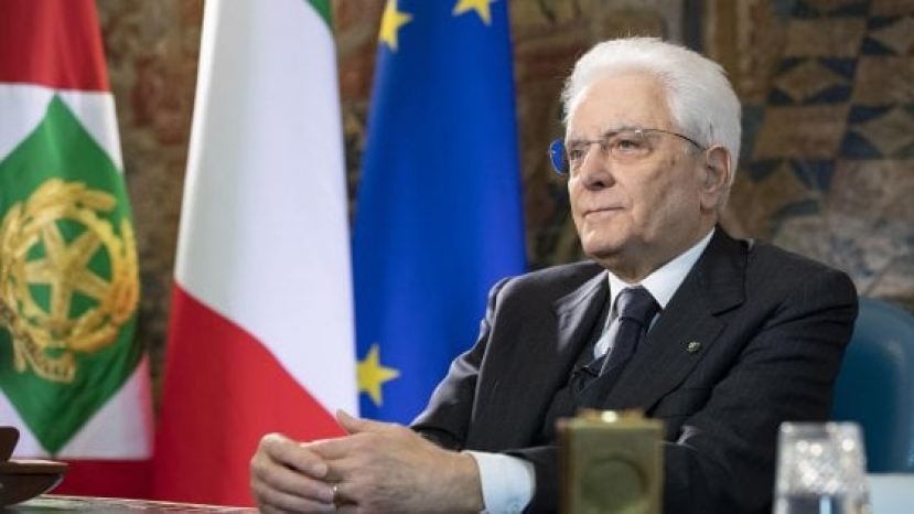 Offese via web al Presidente Mattarella: 11 indagati tra cui militanti di estrema destra