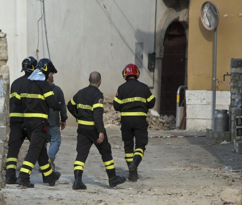 Sisma Campi Flegrei: un boato ed una scossa di magnitudo 4.4 ha riportato la paura