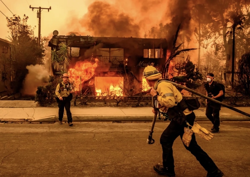 Los Angeles, ancora fiamme con 6 diversi focolai. 11 le vittime. La donazione di Walt Disney