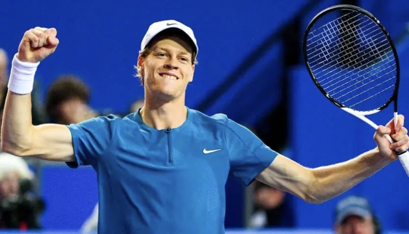 ATP Finals Torino, esordio bruciante per Jannik Sinner: battuto l’australiano Alex De Minaur in due set