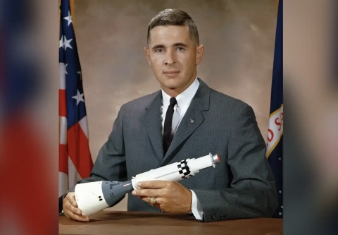 Washington: morto William Anders (90) l’ex astronauta dell’Apollo 8 che fotografò la Terra “blu”