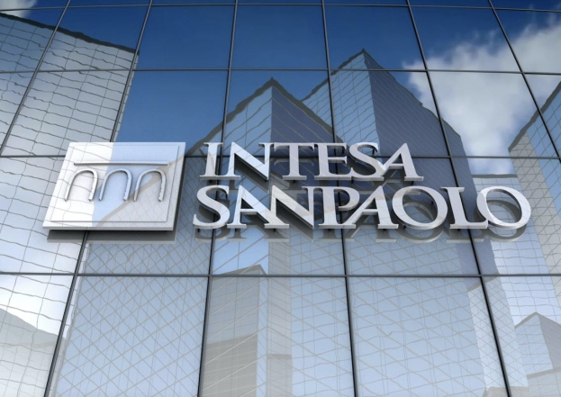 Accessi abusivi su conti correnti, Intesa Sanpaolo: “Non c’è stato stato alcun problema informatico”