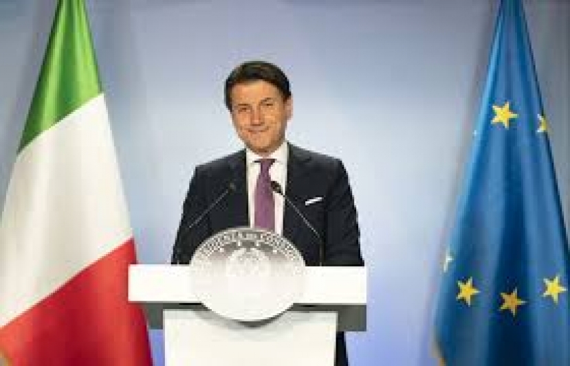 Consiglio Ue: all&#039;alba raggiunto l&#039;accordo sul Recovery Fund