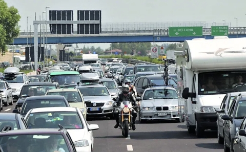 Traffico fine vacanze: da ieri il controesodo. Nel pomeriggio di oggi circolazione sostenuta verso le grandi città