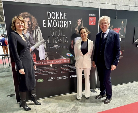 MilanoAutoClassica: Donne e Motori, una mostra fotografica del Museo Cozzi cambia il paradigma di “Gioia e dolori”