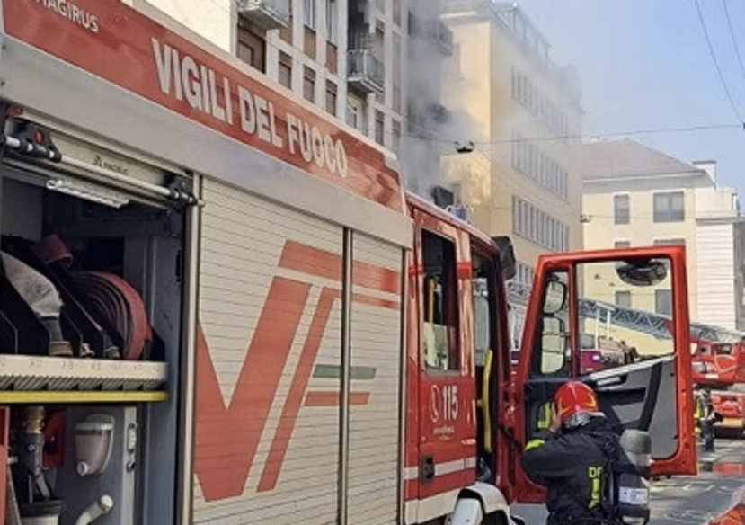 Napoli: incendio in un B&amp;B nel centro della città, morta una ragazza.  Aperta un’inchiesta