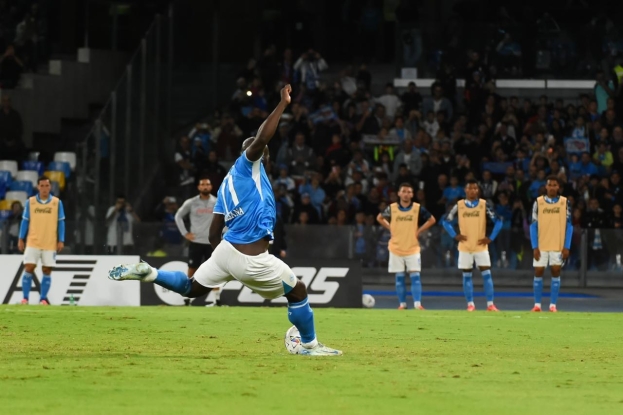 Serie A: il Napoli batte 3-1 il Como e conferma il primato