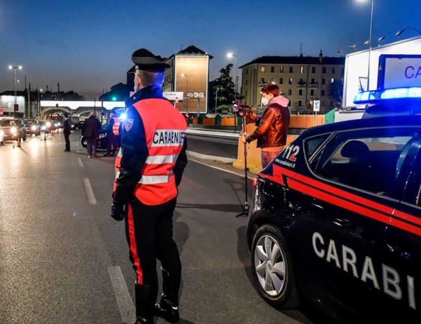 La Campania segue la Lombardia con il coprifuoco alle 23. Stop a locali e spostamenti