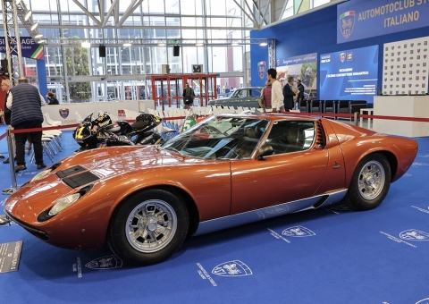 Auto & Moto d’Epoca alla Fiera di Bologna. Al Villaggio ASI il tema del turismo lento con le vetture classiche