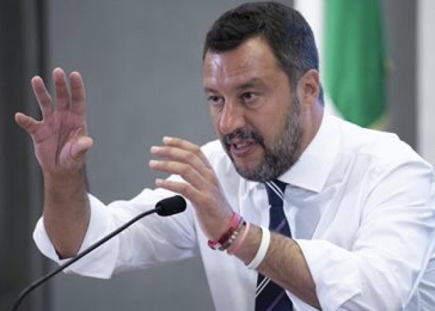 Caos treni, Salvini (Trasporti): “Disagi provocati da una ditta privata. Ne risponderà”