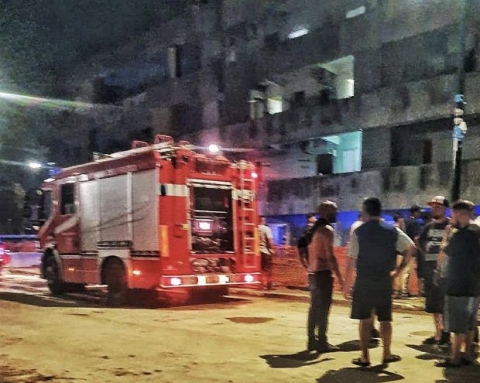Napoli: nel popoloso quartiere Scampia crolla un ballatoio. Morte due persone e ferite 13