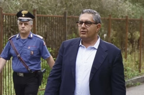 Genova: Giovanni Toti resta ancora in carcere con l’accusa di corruzione. I giudici: “Pericolo inquinamento prove”
