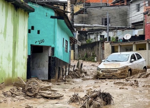 Ciclone Brasile: 37 vittime nel Sud del paese. Dichiarato lo stato di calamità