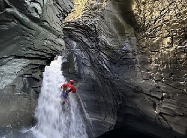 Svizzera: morto annegato nel Cantone Grigioni il canoista Giacomo Boero (28). Era rimasto incastrato in una cascata