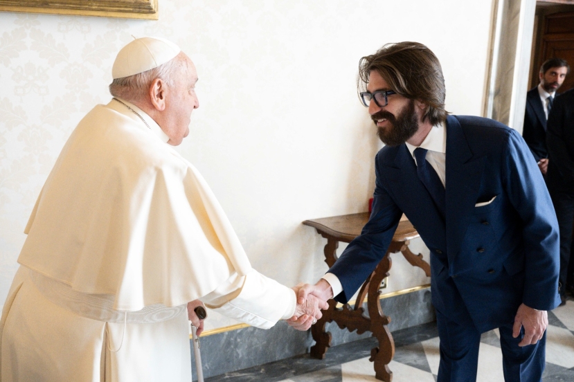 Clinica oculistica presso la Comunità S.Egidio: Del Vecchio racconta il progetto a Papa Francesco